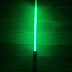 Disney Parks Star Wars Luke Skywalker FX Green Lightsaber Light Sounds Vibration