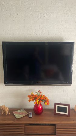 Plasma Sharp TV 46”