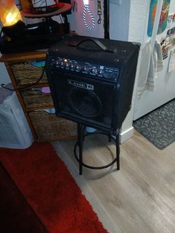 Base guitar amp