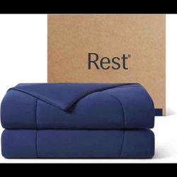 Rest Comforter, Full/Queen, Blanket for Hot Sleepers, All Season Bedding pet friendly