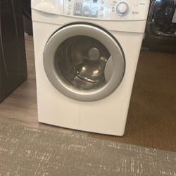 Amana Front Load Washer 