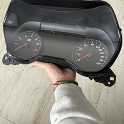 Chev Camaro SS Gauge Cluster