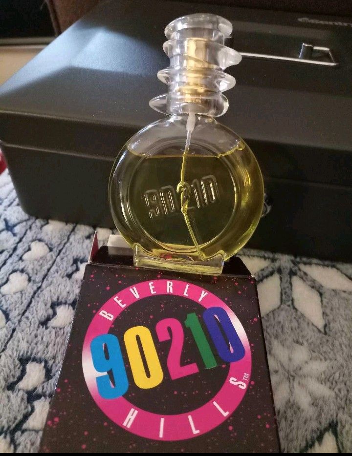 Beverly Hills 90210 EAU DE PARFUM NATURAL SPRAY