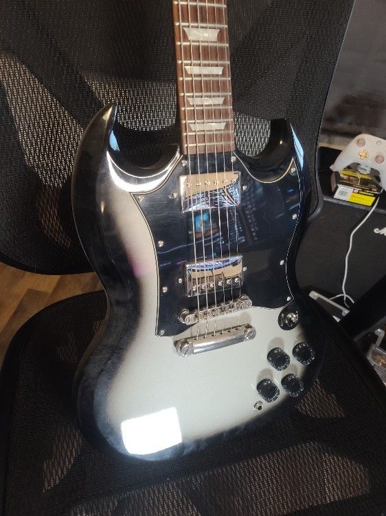 Silverburst Epiphone SG (G400) DISCONTINUED 