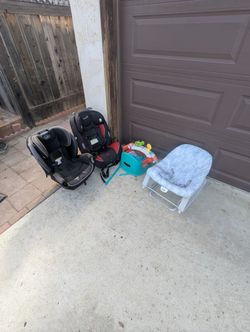 Baby Seat/Bouncer And Front Facing Car Seats 