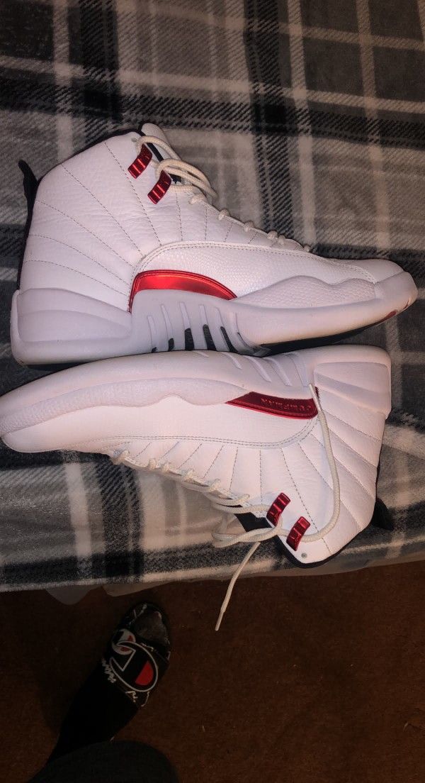 Jordan 12s 