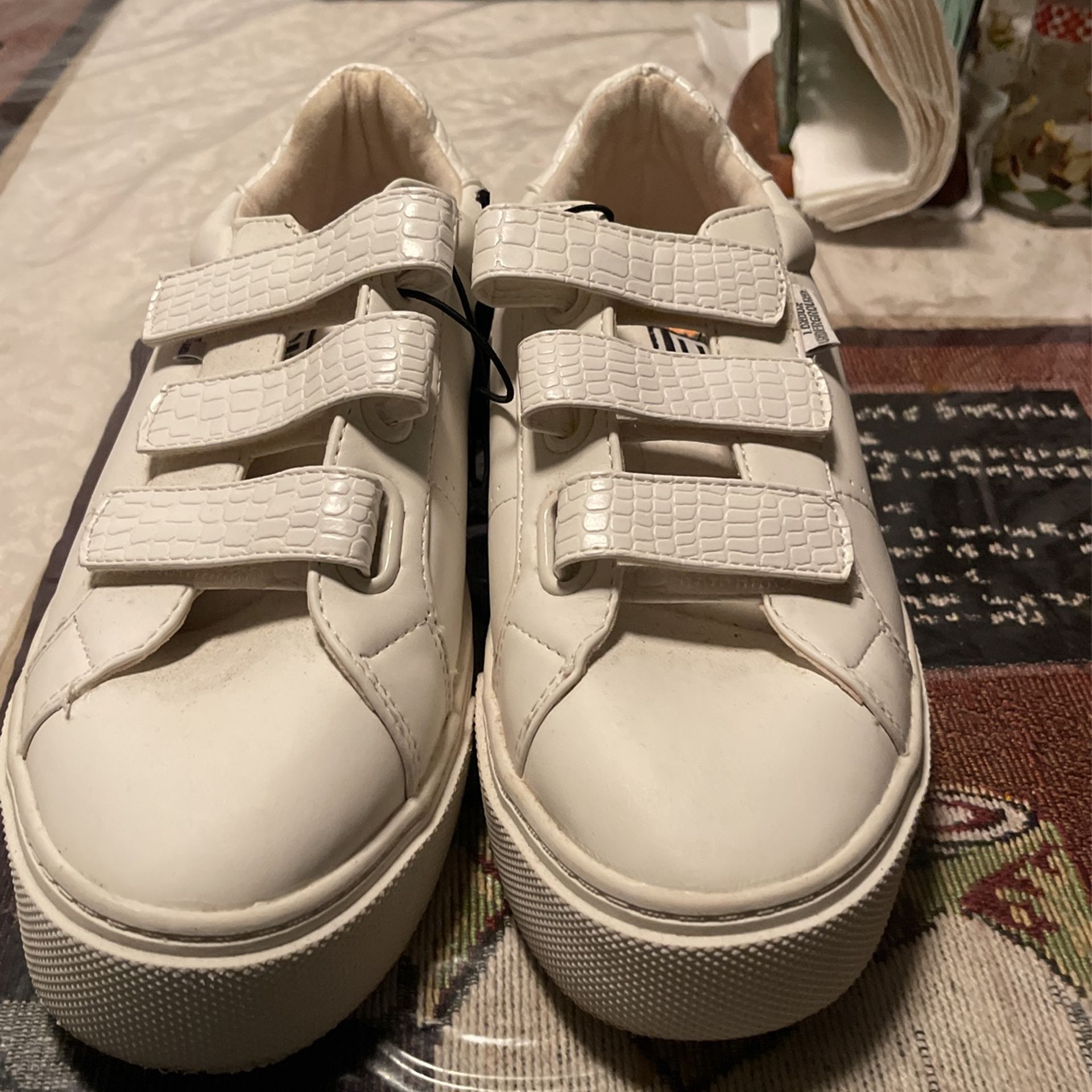 London Underground Sneaker