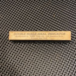Ideal Double Scale Ideal Indicator with original box. Very nice condition 