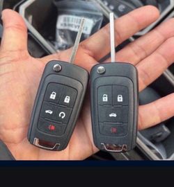 Chevrolet Camaro Cruze Euquinox GMC Terrain Buick Encore Keys Fobs Llaves Cut And Programmed
