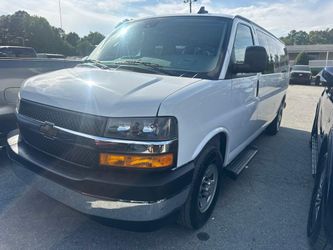 2025 Chevrolet Express Passenger