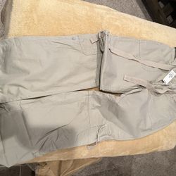 NEW ! Child’s Capri Pants 