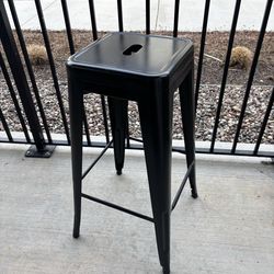 Single 30” Matte Black Bar Stool