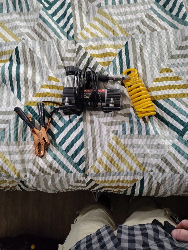 Pittsburgh 100 Psi Air inflator