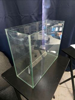 5 Gallon Rimless Aquarium 15" x 6" x 13"
