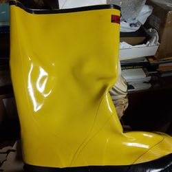 N-S. Brand Rubber Boots-Size 15