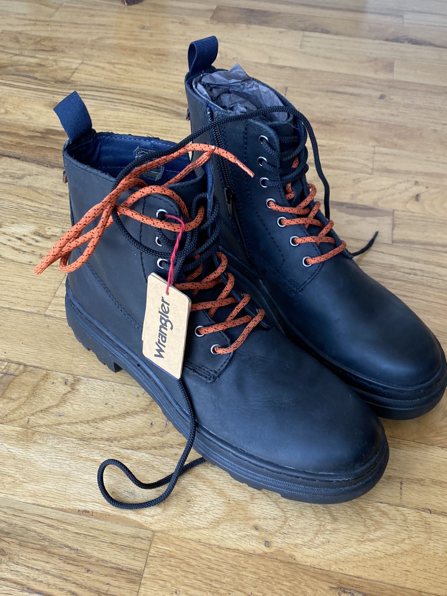 Wrangler Boots (not warn) for Sale in Chicago, IL - OfferUp