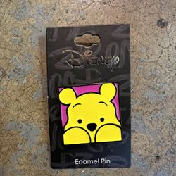Disney Pin Winnie The Pooh 