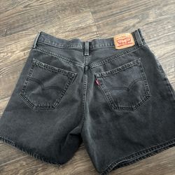 Levi’s Jorts/longer Shorts 