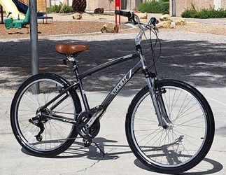 Trek men's road bike price large on the frame Aluminum Bike Aluminum Bike