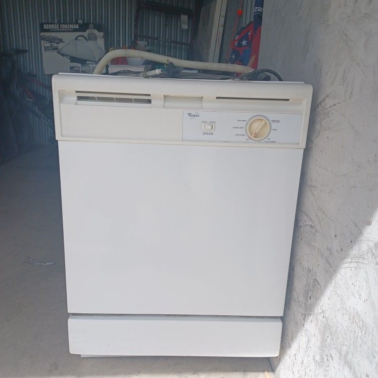 Whirlpool Dishwasher