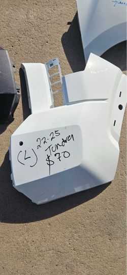 Toyota tundra left front bumper plastic Oem