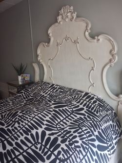 White Ornate Baroque Style Headboard