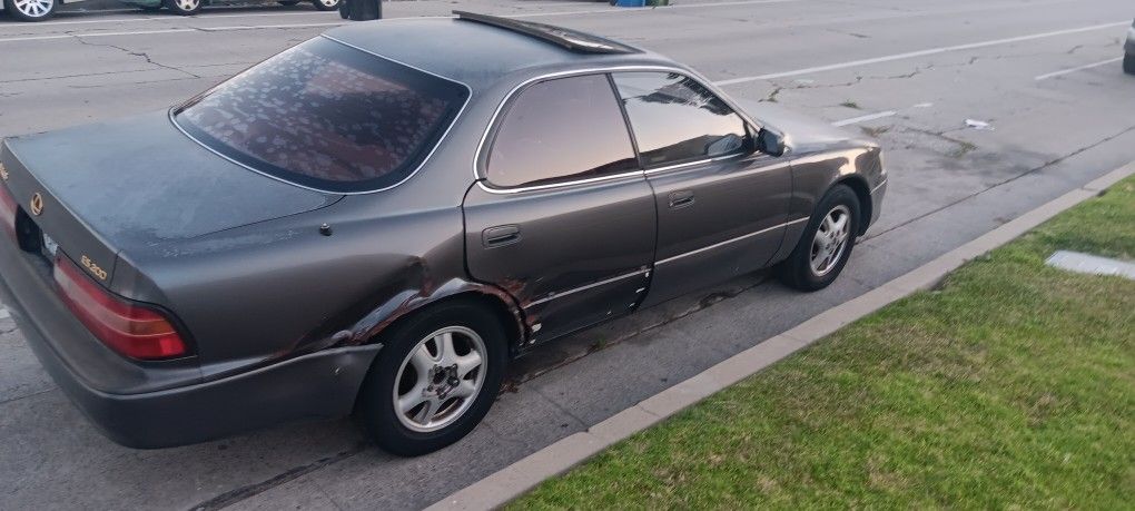 1996 Lexus ES 300