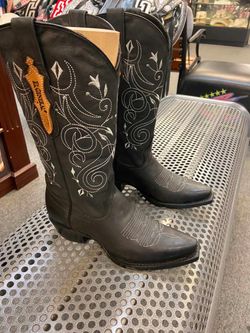 Nuevas botas vaqueras de piel para mujer