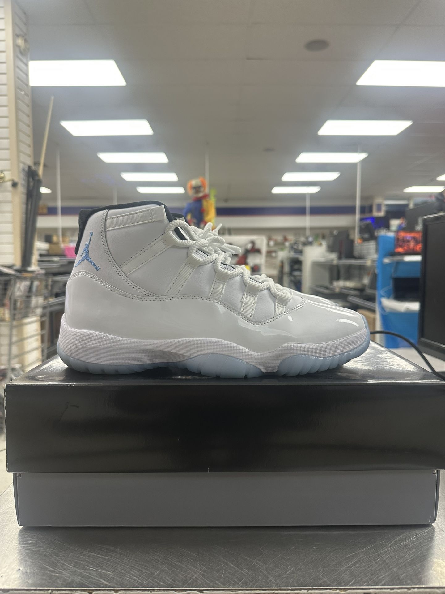 Air Jordan 11