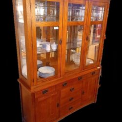 bassett glass hutch china hutch grove pa light up  