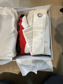 **BRAND NEW**. AIR JORDAN 13 Chicago* Size 9.5 & 11