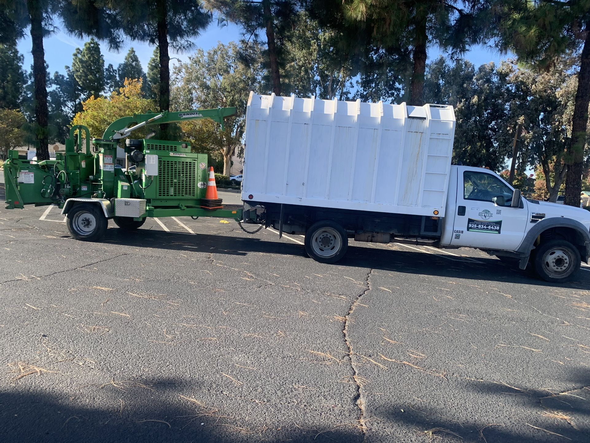 Ford 450 Gasolina V10 Wood Chipper