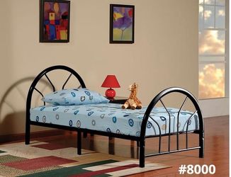 Twin Bed with Mattress 📦