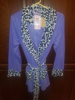 NEW VELOUR ROBE