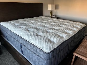 Drew  & Johnathan Cal King Mattress from Macy’s