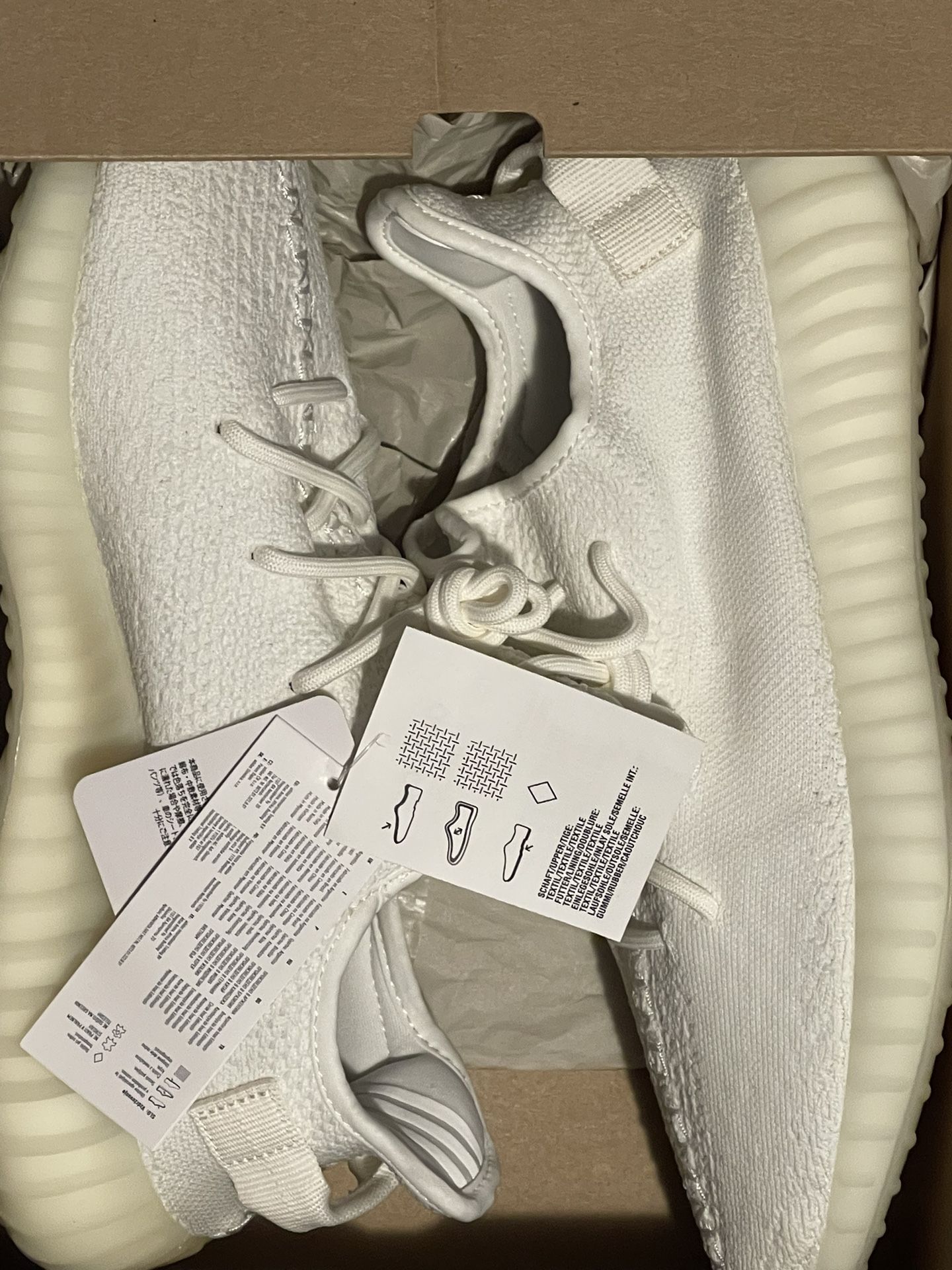 Yeezy 350 Triple Cream Sz 11 - pearsons-glass.co.uk display picture 2
