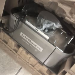 Garage Door Opener 