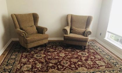 Accent chairs