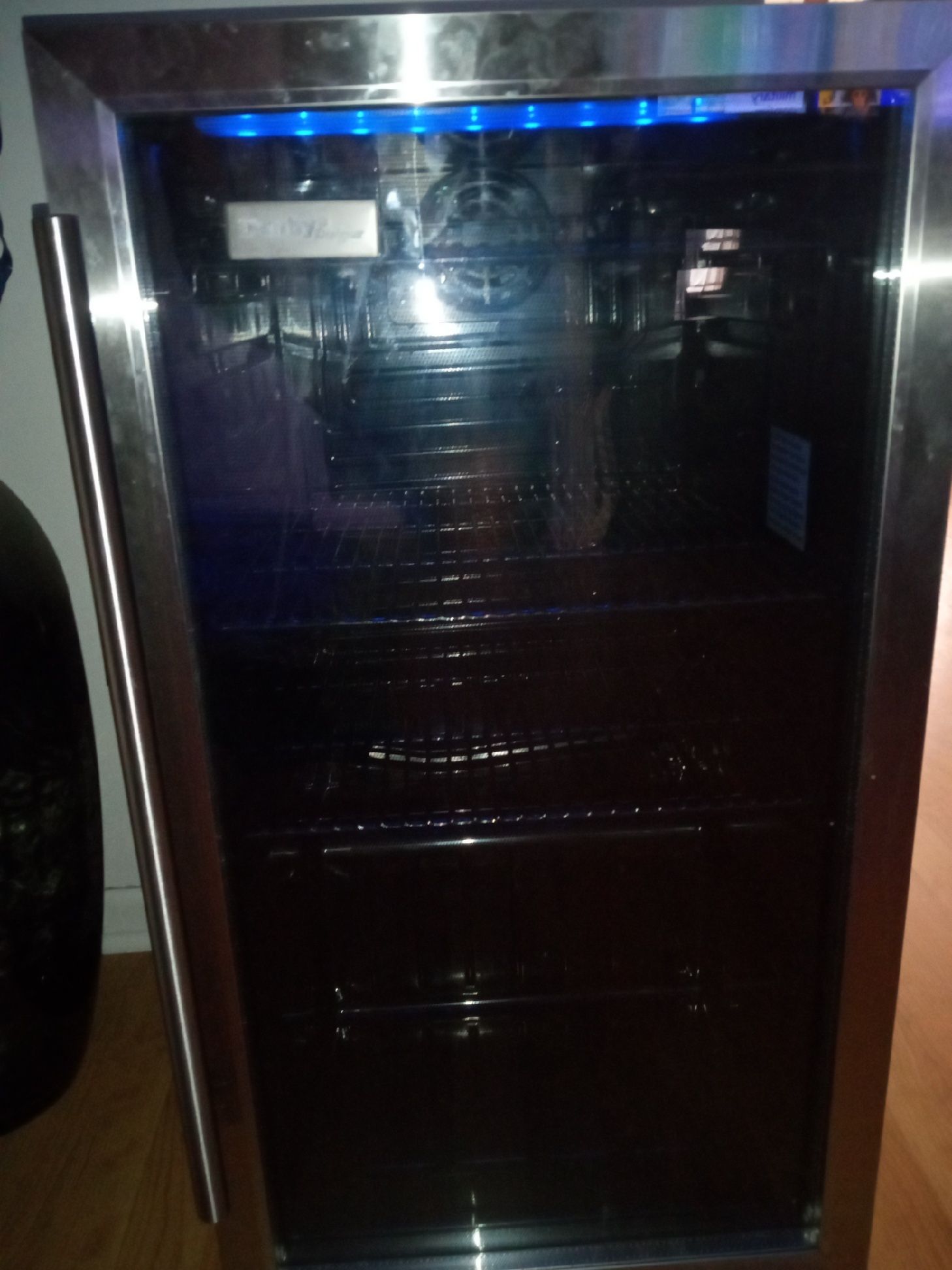 wine fridge 