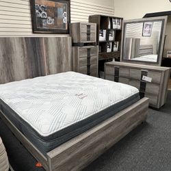 New Queen Size BedroomSet Including All Pcs Except Mattress. Delivery & Set Up Available 