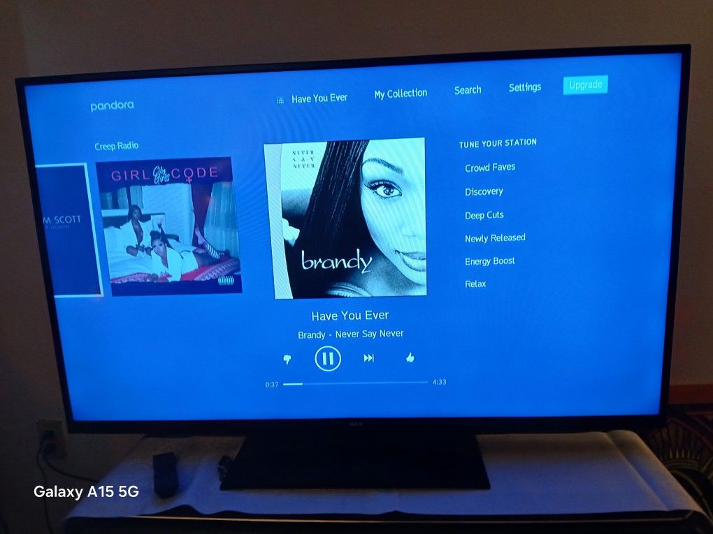 RCA TV