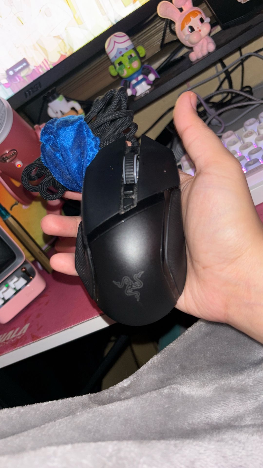 Razr V2 Mouse And V2 Pink Headphones