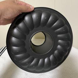 Bundt Cake Pan 9’