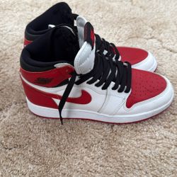 Jordan 1 Retro High OG Heritage (GS)