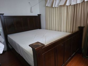 FREE CA KING BED
