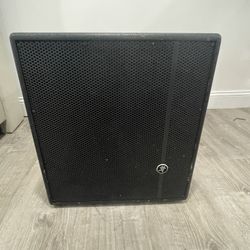 Mackie HD1(contact info removed)W 15" Powered Subwoofer