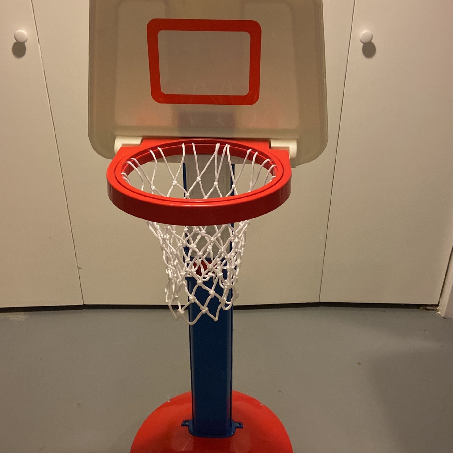 Kids Basketball Hoop With Adjustable Height