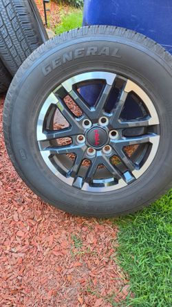 18" Tacoma trd 2024 edition rims and new tires.
