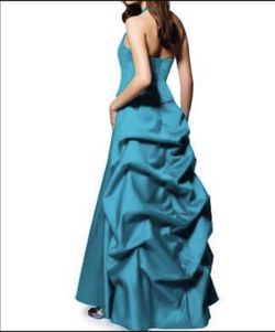 Davids Bridal Long Teal Formal Bridesmaid Dress Size 6 Halter A-Line Ruched Back Pike New Condition $20.00