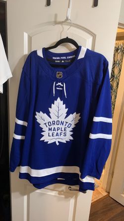 Maple Leafs Jersey Size 52 